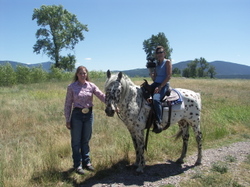 Nichole_with_robin_and_domino