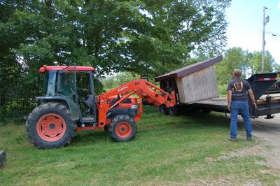 Dog house off trailer