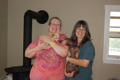 Roo getting a kiss from Dexter