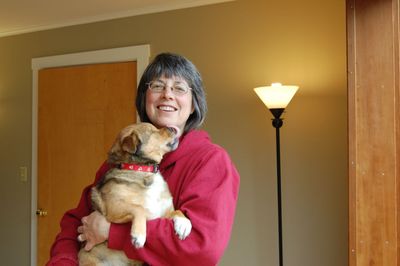 Bugsy licking Alayne